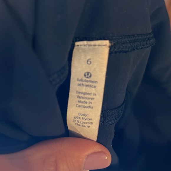 Lululemon Leggings Speed Tight V - Picture 6 of 7